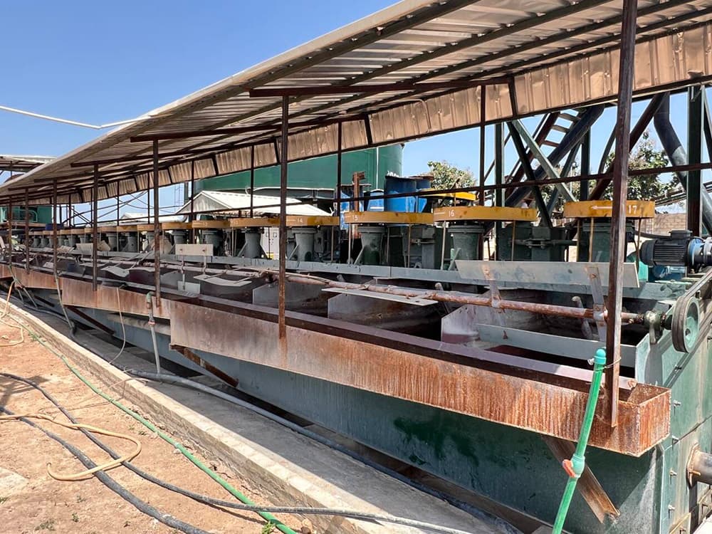 Copper ore beneficiation processes